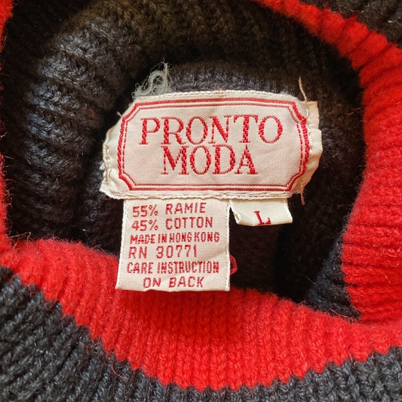 Pronto Moda Vintage Royal Flush Sweater - Picture 5 of 5